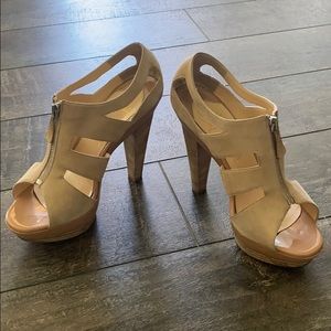 Christian Louboutin Nude cage platform 39EU